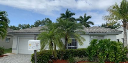 9251 Coach House Lane, Estero