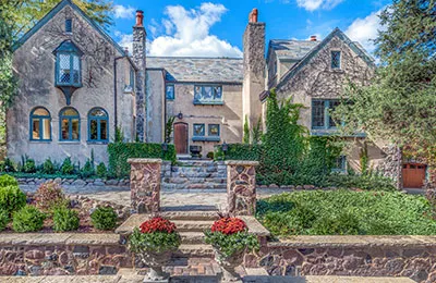 elm grove neighborhood