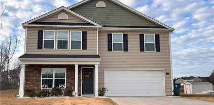 144 Argyle Court, Mocksville