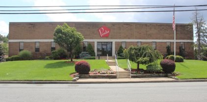 50 Okner Pkwy, Livingston Twp.