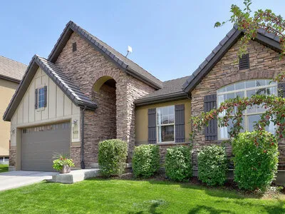 Shadow Ridge neighborhood homes at Traverse Mountain