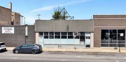 4518 W Lawrence Avenue, Chicago