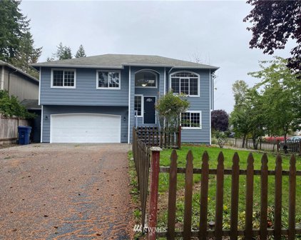 817 121st Street SW Unit #B, Everett