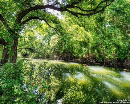 901 River Rd, Boerne