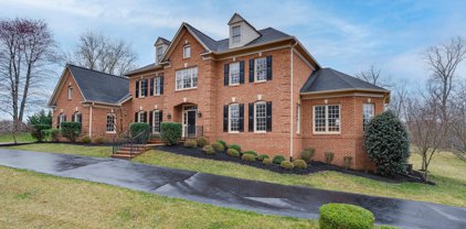 11133 Oakton Road, Oakton
