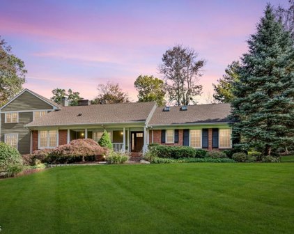 91 Emerson Ln, Berkeley Heights Twp.