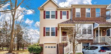 421 Beacon Hill Ter, Gaithersburg