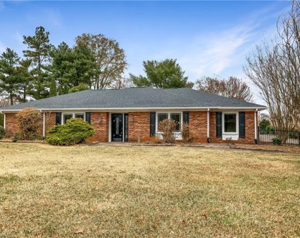 1055 Lewisville Clemmons Road, Lewisville