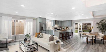 8786 Betelgeuse Way, Mira Mesa