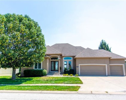 1313 Cross Creek Drive, Raymore