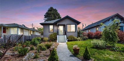 1505 McDougall Avenue, Everett