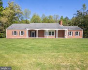 411 Oxford Dr, Fredericksburg image