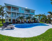 17398 E Dolphin Street, Sugarloaf image