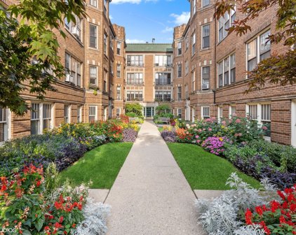 719 Hinman Avenue Unit #2W, Evanston