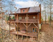 Two Bedroom Rustic Log Cabin Rental in the Mountains Near Bryson City NC