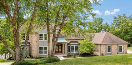 9141 Fox Bridge  Drive, Sunset Hills