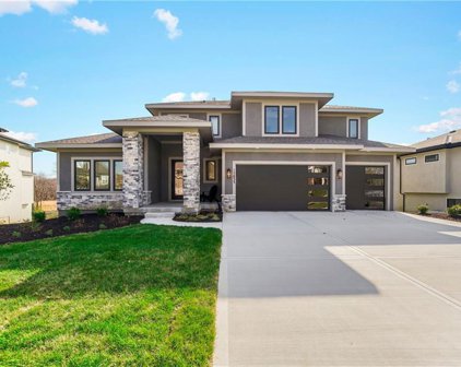 15833 Reinhardt Street, Overland Park