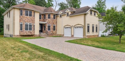 5 Troy St, Edison Twp.
