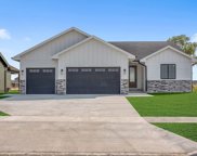 137 Creekside Drive SW, Bondurant image