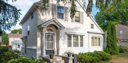 400 Mount Curve Boulevard, Saint Paul