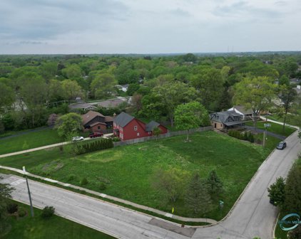 1300 Aurora Way, Wheaton