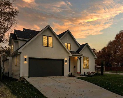 5700 Birch Street, Roeland Park
