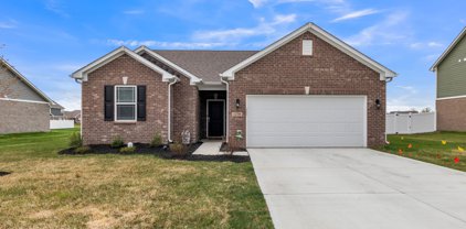1279 Bontrager Lane, Shelbyville
