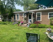 44 Tourtelott  Avenue, Warwick image