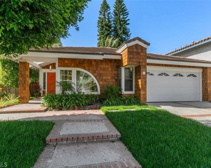 7 Redonda, Irvine