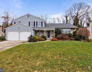 9 Silvertop Ln, Cherry Hill image