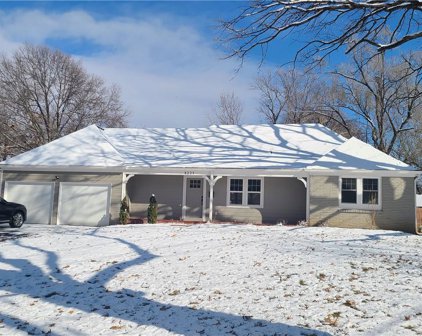 8225 Lamar Avenue, Prairie Village