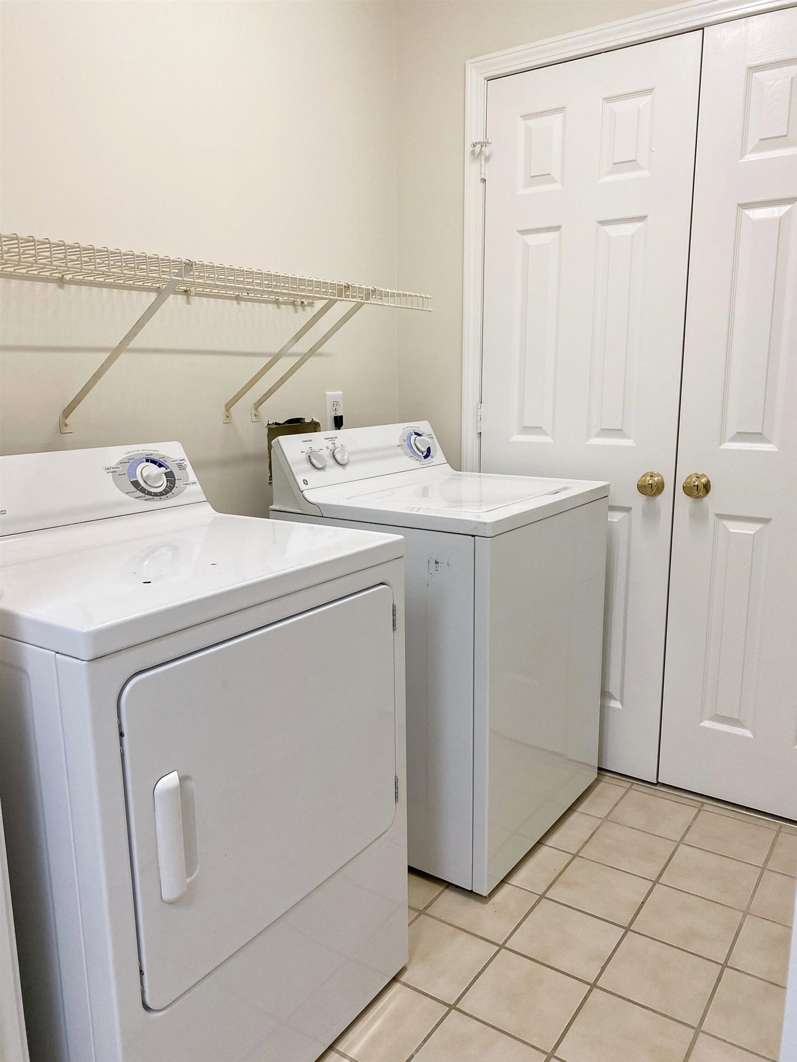 MLS 2306032 Savannah Shores MB Arcadian 974204 Leyland Dr. Unit