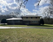 366 E Old Bear Creek Pike, Columbia image
