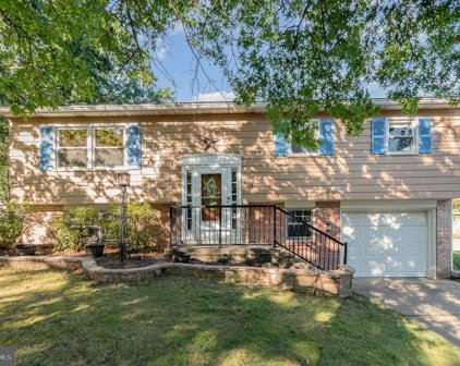 302 Hickory Hill Ter, Harrisburg