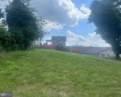 1839 Rudy Rd, Harrisburg