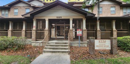 1220 Sw 1st Avenue Unit 305, Gainesville