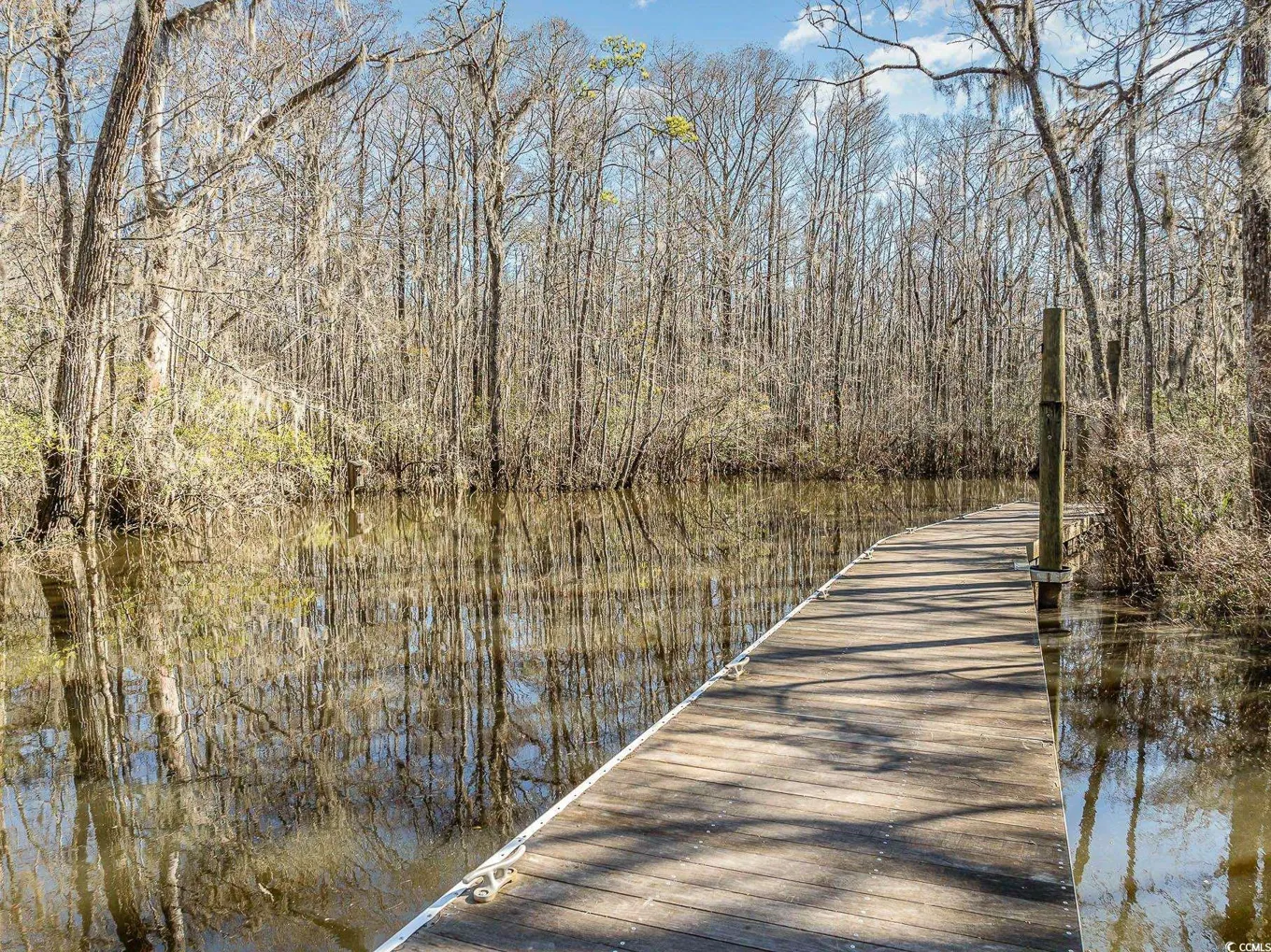 Creek Harbour Day Dock and Boat Landing