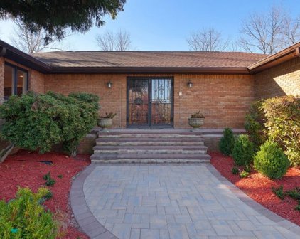 12 Peachtree Dr, Montville Twp.