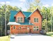 2106 Roscoe Court, Sevierville image