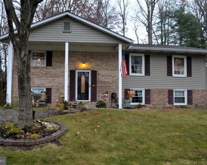 2523 Paxton St, Woodbridge