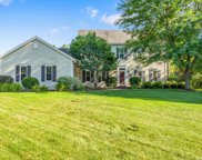 18095 Coopers Ln, Brookfield image