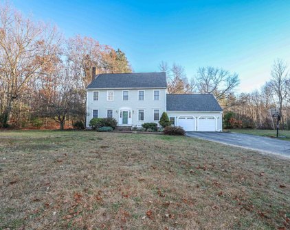 41 Sargent Road, Hollis