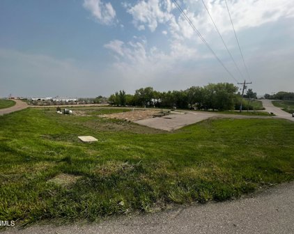 10 72nd Street E, Williston