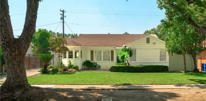 418 E Harvard Place, Ontario