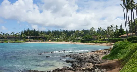 The rocky Napili Beach