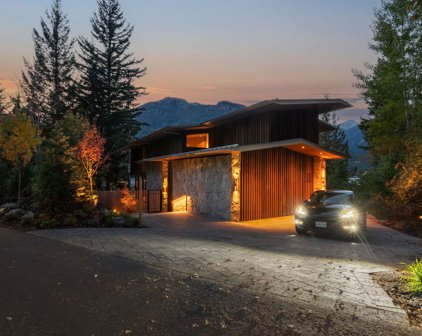 3296 Archibald Way, Whistler
