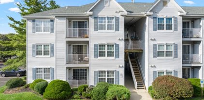 215 Stratford Pl, Bridgewater Twp.