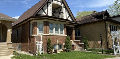 7816 W Westwood Drive, Elmwood Park