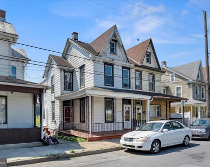 3033 Locust St, Harrisburg