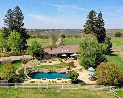 25740 N Mackville Road, Clements